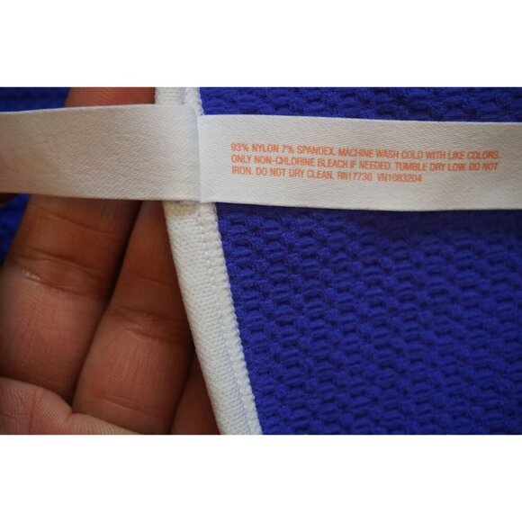 Colsie Women's Stunning Blue Contrast Trim Keyhole Bodysuit - NWT - Picture 8 of 8